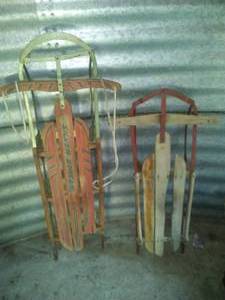 2 Snow Sleds - Silver Streak