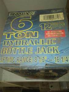 lot 62 image: 6 Ton Hydraulic Bottle Jack  New.