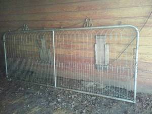lot 71 image: Metal Gate 10ft. x 52 in.