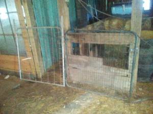 lot 92 image: Vintage Metal Gates (2)