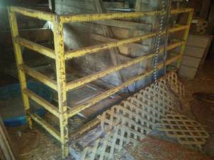 lot 93 image: 2 in. Square Metal Fencing,