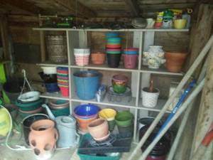 lot 152 image: Gardening Potting Shed Contents
