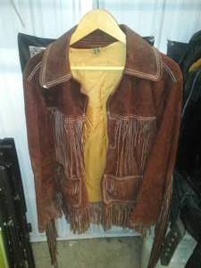 lot 180 image: Vintage Mens Suede Fringe Jacket - retro
