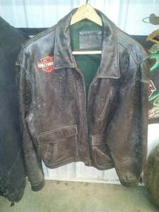lot 193 image: Harley Davidon Brand Leather Jacket. 48-50