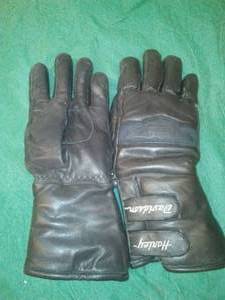 lot 197 image: HARLEY DAVIDSON Leather Gloves