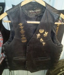 lot 200 image: Wilson Leather Vest, Eagle Embossed