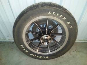 lot 207 image: Dunlop D401 HDM Sportster Tire and Rim