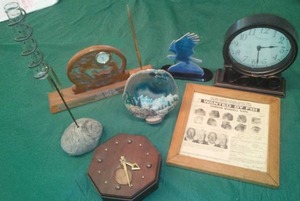 lot 164 image: Clock, Gordon Kahl - FBI and more.
