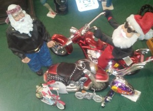 lot 233 image: Motorcycle Christmas Variety.