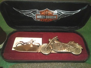 lot 236 image: NEW Fatboy HARLEY DAVIDSON Pocket Knife.