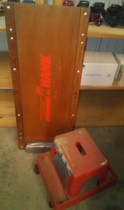 lot 292 image: Mechanic Stool and Creeper