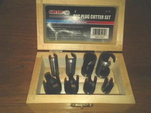 lot 335 image: 8 pc. Plug Cutter Set  Like New.