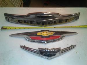 lot 406 image: Chevrolet Grill Emblems (3) Very Nice