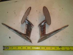 lot 415 image: Matching Automotive Exterior Side Mirrors (2).