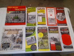lot 440 image: Vintage John Deere Brochures, as early as 1931.