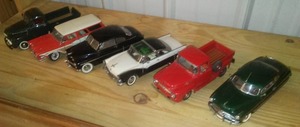 lot 463 image: Ford Family (6) 125 Scale.