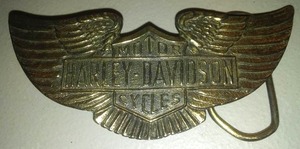 lot 489 image: Harley Davidson Belt Buckle.