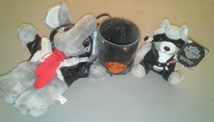 lot 496 image: Harley Davidson Plush Stuffies and Leather Coozie.