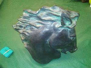 lot 509 image: Austin Flaming Mane Sculpture.