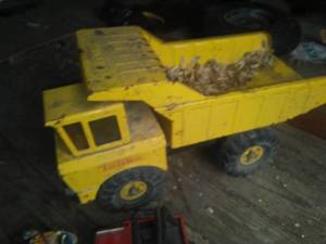 lot 533 image: Vintage Tonka and more.