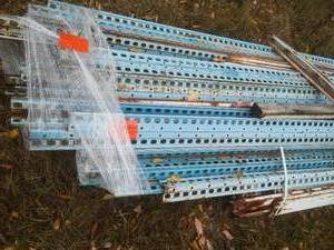 lot 292A image: PALLET RACKING - Blue sections - 8 foot, white supports - 4 foot Loc out