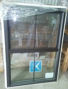 lot 295 image: Vector Sliding Window.