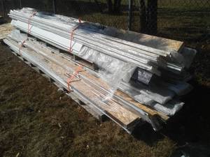lot 363 image: Huge Wood Lot 1  full dimension finishing boards - for decking, etc. & more