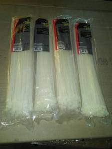 lot 113 image: Cable Zip Ties, 400 qty, See Pictures