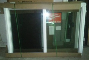 lot 121 image: Thermo-Tech Vinyl Slider, NEW