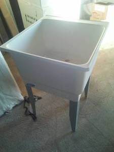 lot 104 image: Utility Laundry Tub
