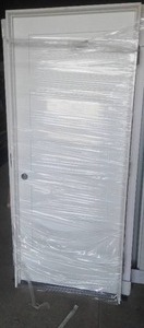 lot 168 image: 32 in. Interior pre-hung 5 panel Door