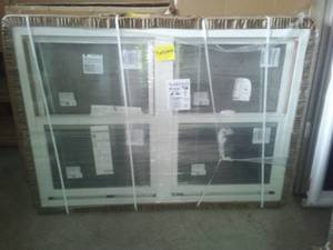 lot 179 image: Anderson Series 100 2 Mulled Single Hung Windows