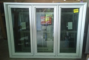 lot 180 image: Thermo-Tech Casement, End 2 Open, Center Window Fixed.