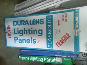 lot 233 image: 2 x 4 Drop in Light Panels (20) Duralens