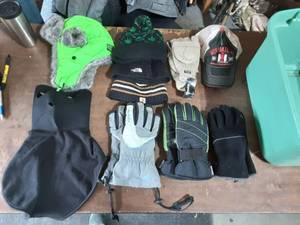 lot 31 image: Hats, Gloves, Face Mask
