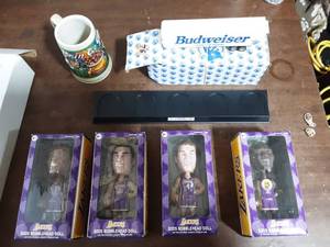 lot 48 image: 4-Lakers Bobble Heads With Display Stand, Budweiser Trailer, Anheuser Busch Stein