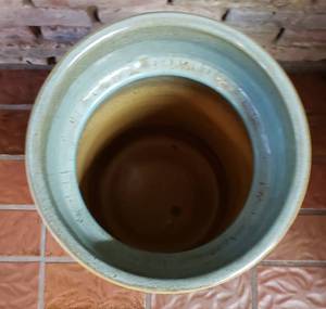 lot 60 image: Studio Art Pottery Clay Thrown Umbrella Stand