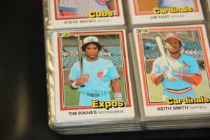 1981 Donruss Complete Set In Binder  605 Cards