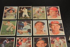 1957 Topps Baseball Card Lot  26 Different Cards