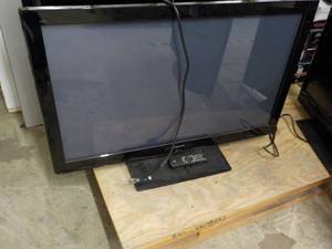 lot 5 image: 42 Panasonic Powers On...