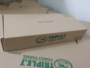 lot 39 image: 25 Self Closing Boxes 24 x 10 x 4...