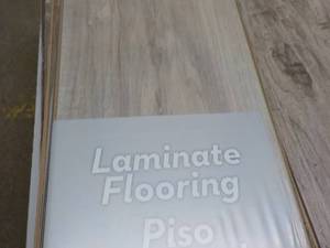 lot 63 image: Lot of 7 Cartons Laminate Flooring ...