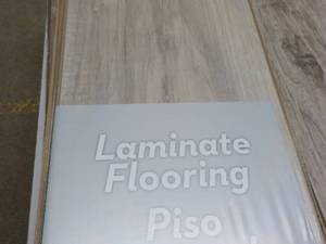 lot 64 image: Lot of 7 Cartons Laminate Flooring ...