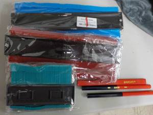 lot 80 image: Large Box of Misc....