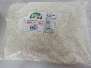 lot 130 image: 5 lb. Bag Refrigerated Bag Mozzarel...