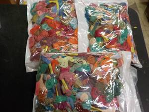 lot 175 image: Embroidery Thread...