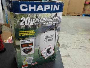 lot 199 image: Chapin 20 V Rechargeable Backpack S...