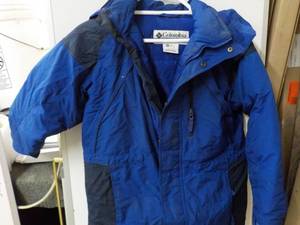 lot 225 image: Columbia Boy size L Jacket like ne...