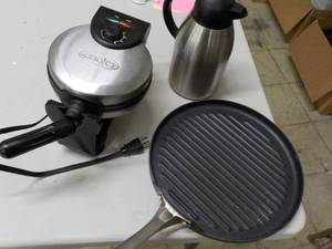 lot 252 image: Cookware...