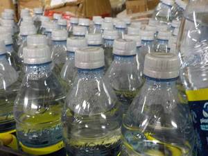 lot 287 image: Case of 24 Bottles Dasani Lemon Fla...